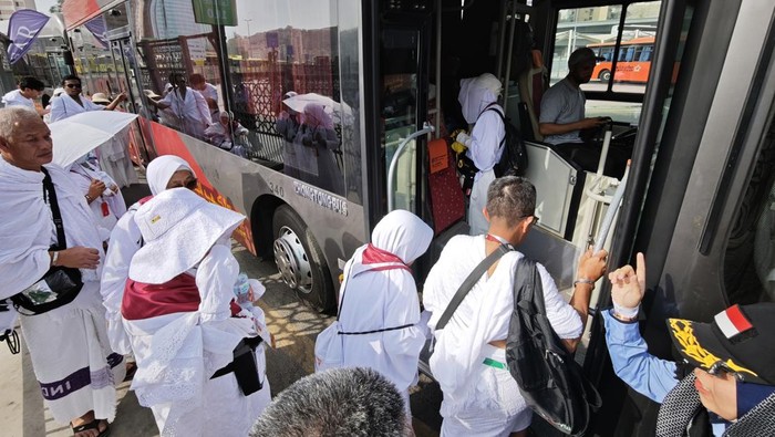 Timteng Memanas, Akhirnya 14.769 Jemaah Umrah Telah Kembali ke Indonesia
